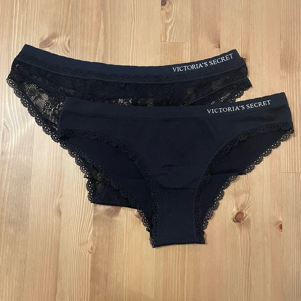 NWT Victoria’s Secret Black Cheekini Set L